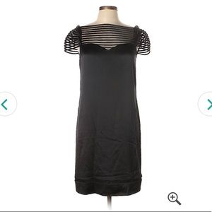 ⬇️$65 🆕 Diane von Furstenburg Silk